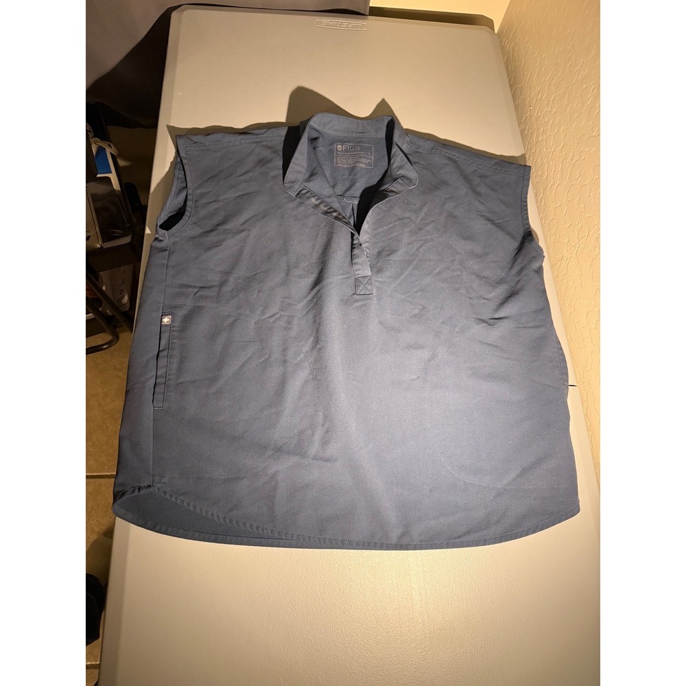 FIGS Rafaela Sleeveless Scrub Top Navy Blue Technical Collection WXXSW1003 M